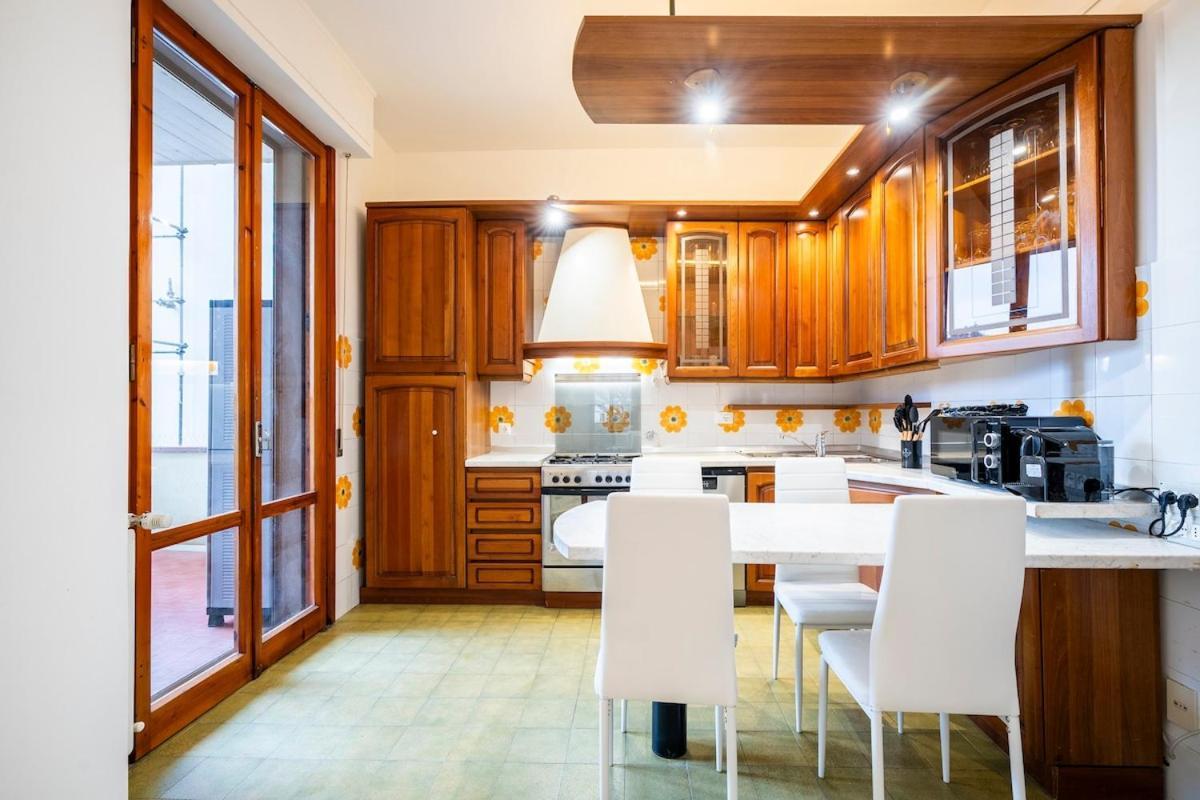 Near Airport 6 Guests - Big Elegant Apartment Florence Exterior photo