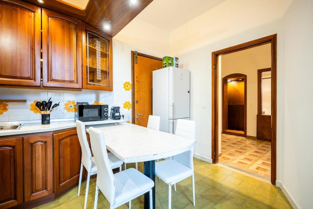 Near Airport 6 Guests - Big Elegant Apartment Florence Exterior photo
