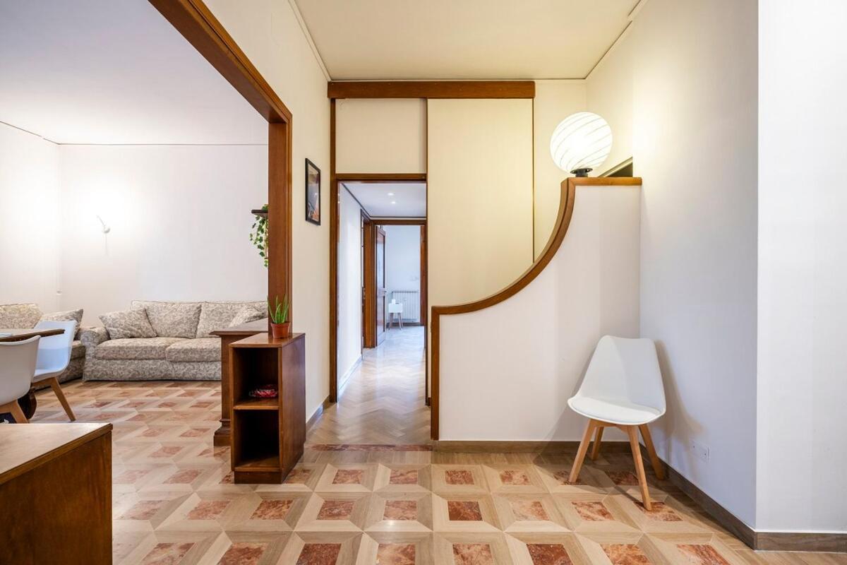 Near Airport 6 Guests - Big Elegant Apartment Florence Exterior photo